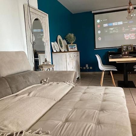Terre Sainte : Charmant Appart 5 Min De La Plage Apartment Exterior photo