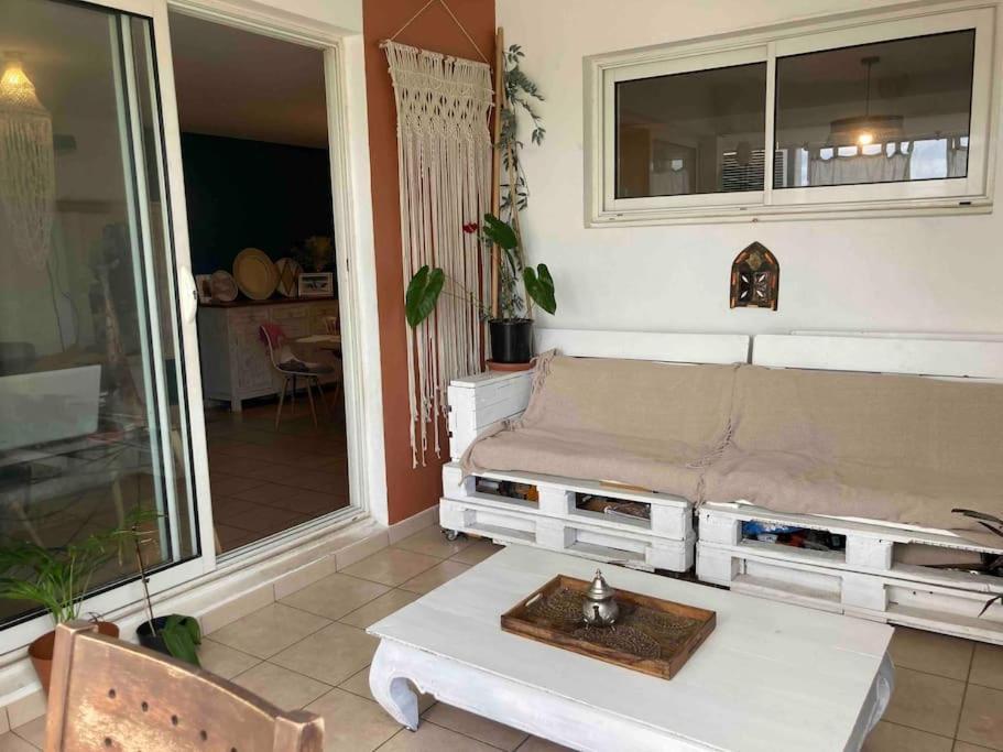 Terre Sainte : Charmant Appart 5 Min De La Plage Apartment Exterior photo